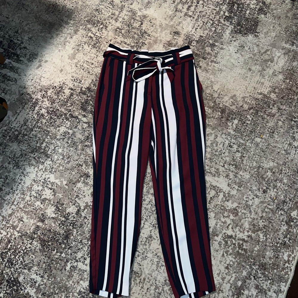 Express Women's Ankle Crop Striped Pants in Navy, White & Burgundy - Picture 4 of 7